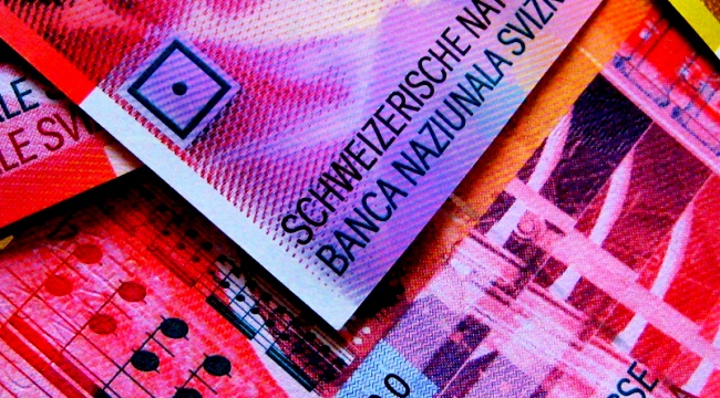 Franak je ojacao u odnosu na ostale valute nakon sto je stopa nezaposlenosti u Svajcarskoj pala u aprilu